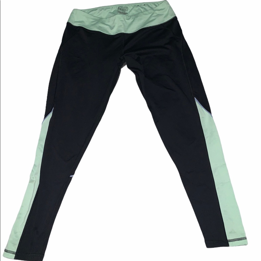 Gym pants, size L.